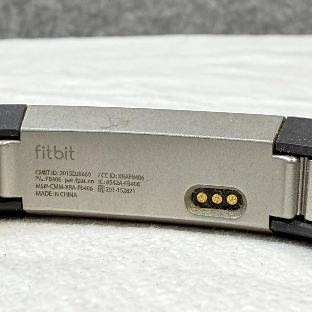 Fitbit Alta‎ Model FB406